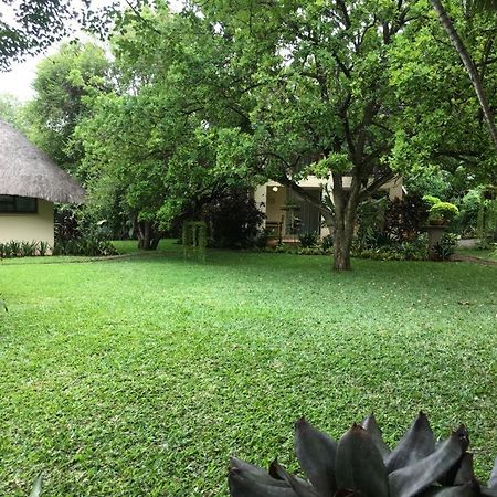Acasia Guest Lodge Komatipoort Exterior photo